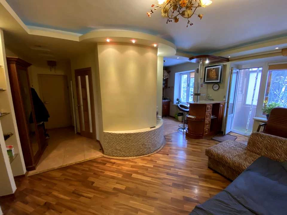 Apartment. Beresteysky Prospect, Kyiv
