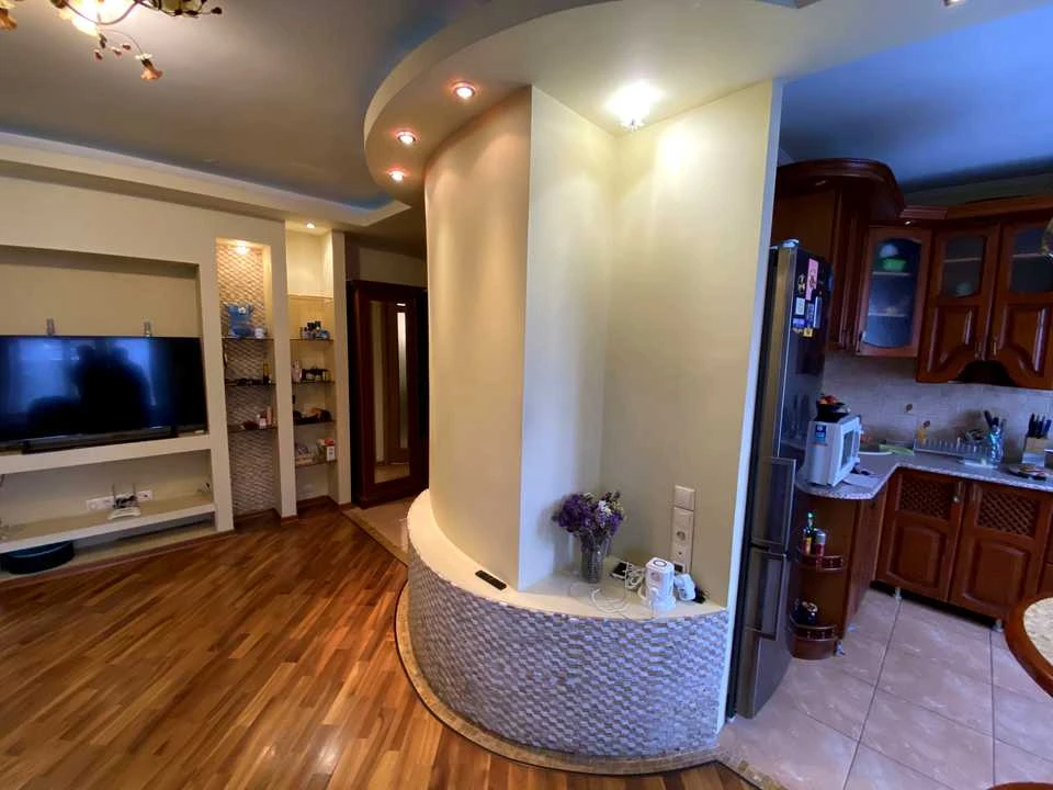 Apartment. Beresteysky Prospect, Kyiv