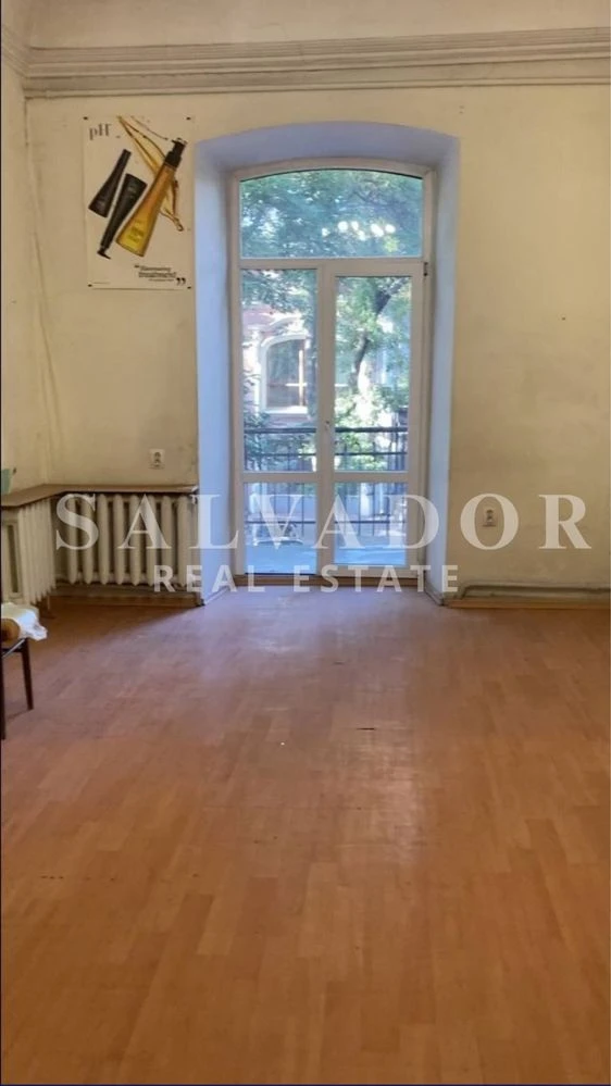 Продажа 3-комнатной квартиры 80 м² центр Одессы, ул. Жуковского