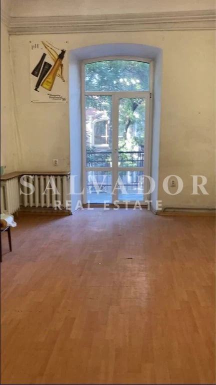 Продажа 3-комнатной квартиры 80 м² центр Одессы, ул. Жуковского