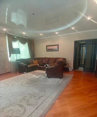 For Sale: 2-room apartment, Center, Gosprom, Chichabin Street, 2/5 floor