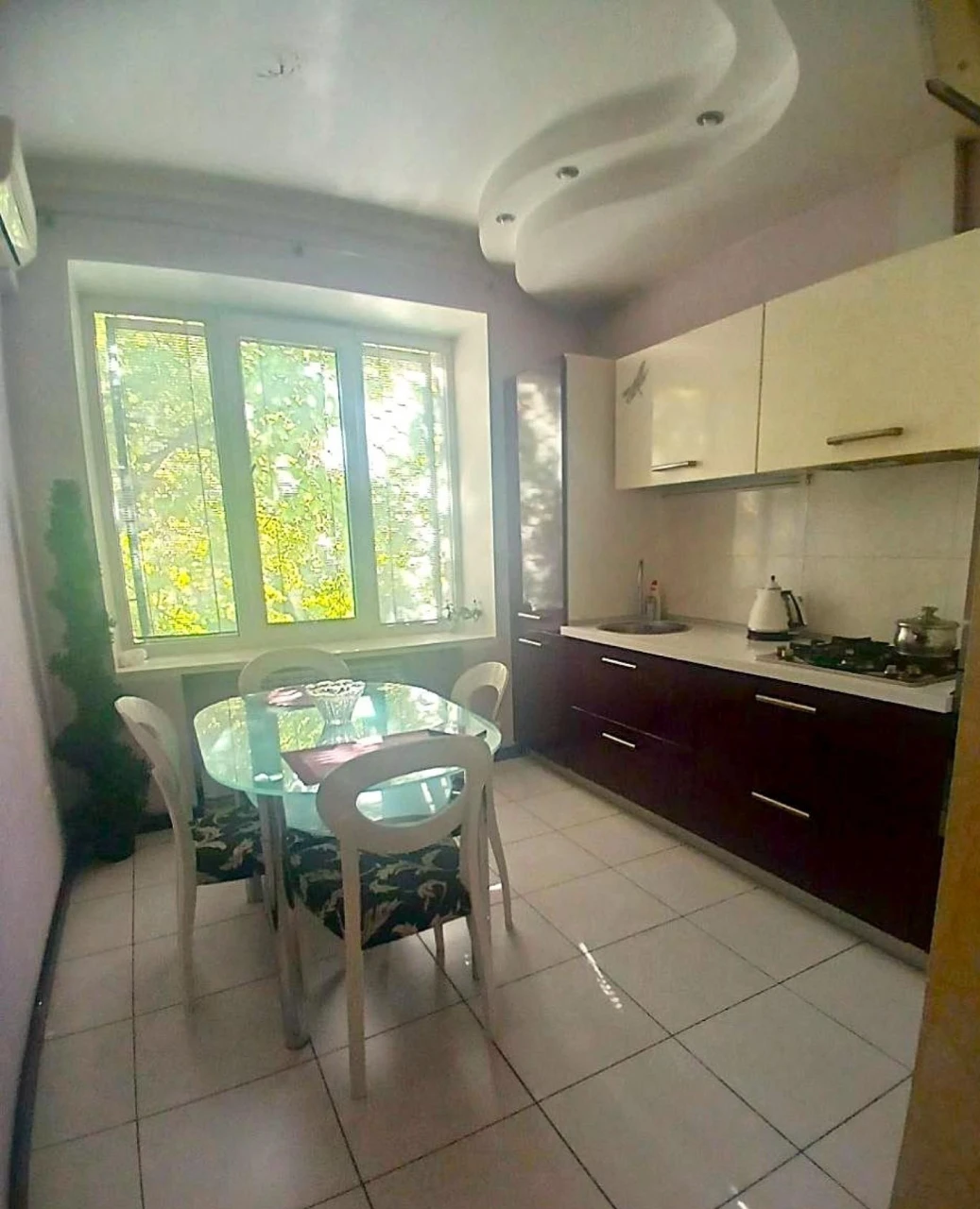 For Sale: 2-room apartment, Center, Gosprom, Chichabin Street, 2/5 floor