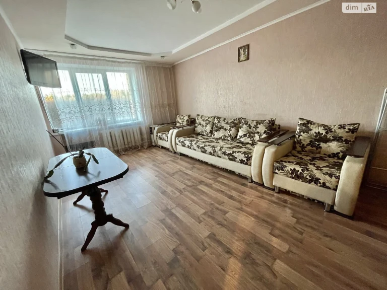 Довгострокова Оренда Квартири в Рясне-2