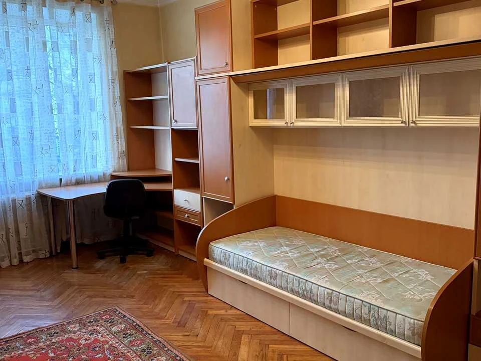Квартира. Микола Михновського бульвар, Київ.