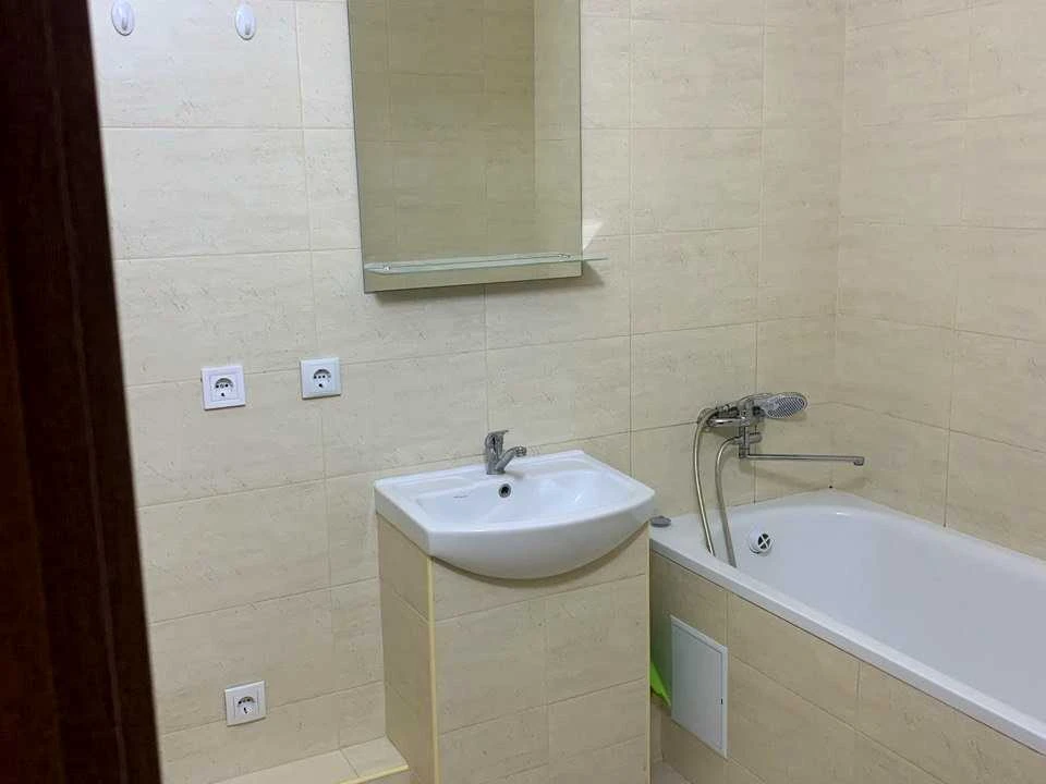 Квартира. Київ, вулиця Ревуцького