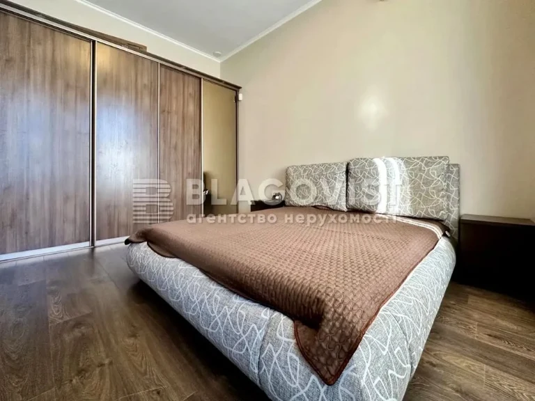 Продаж 2-х кімн кв-ри 60м2 вул.Велика Житомирська 31, Царськ