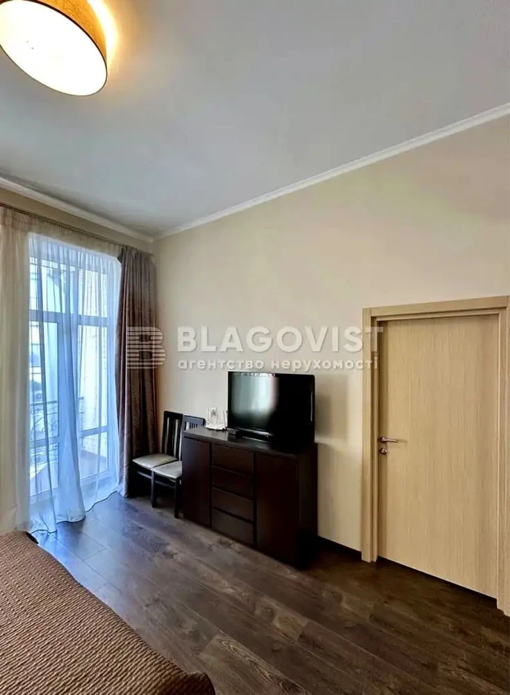 Продаж 2-х кімн кв-ри 60м2 вул.Велика Житомирська 31, Царськ