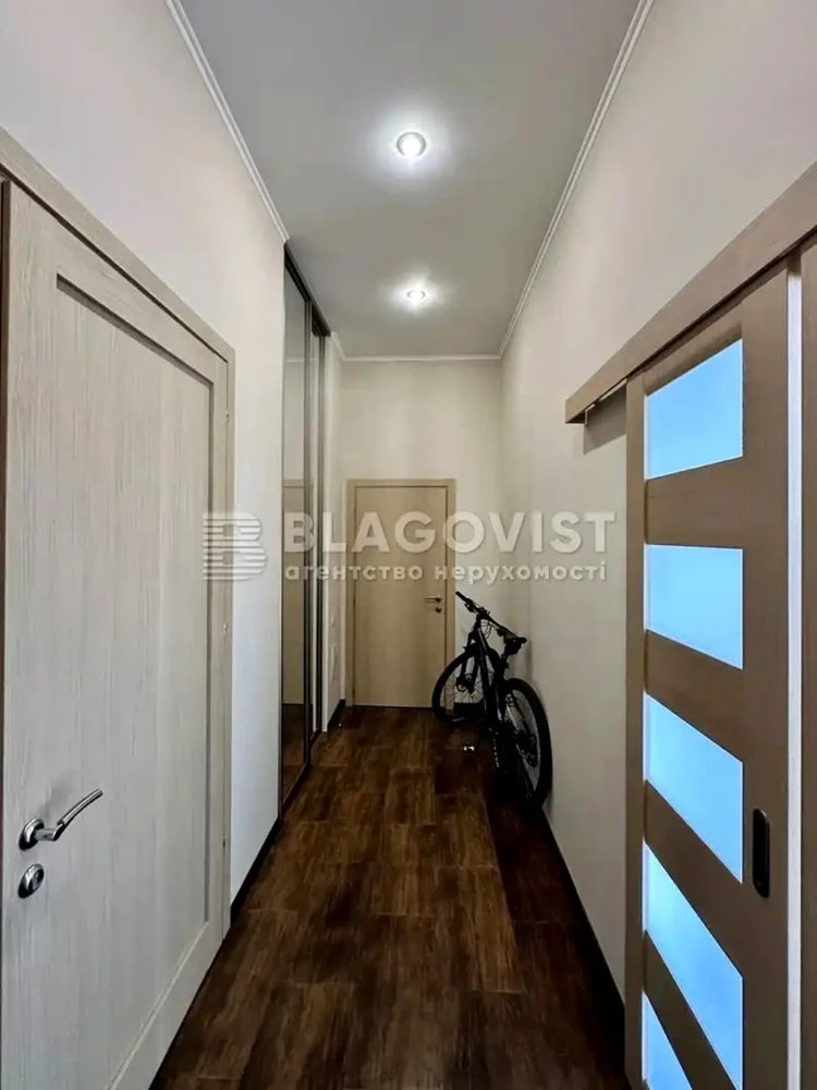 Продаж 2-х кімн кв-ри 60м2 вул.Велика Житомирська 31, Царськ