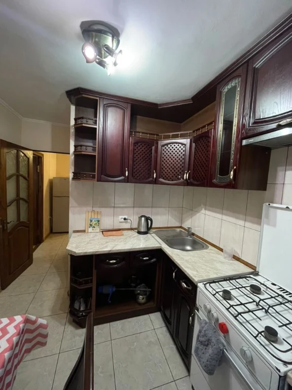 Продаж 2-кімнатній квартири в центрі Запоріжжя!!