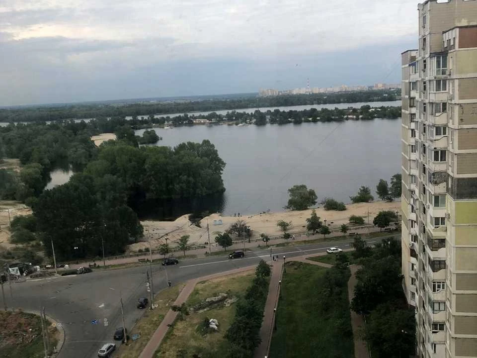 Квартира. Київ, проспект Володимира Івасюка