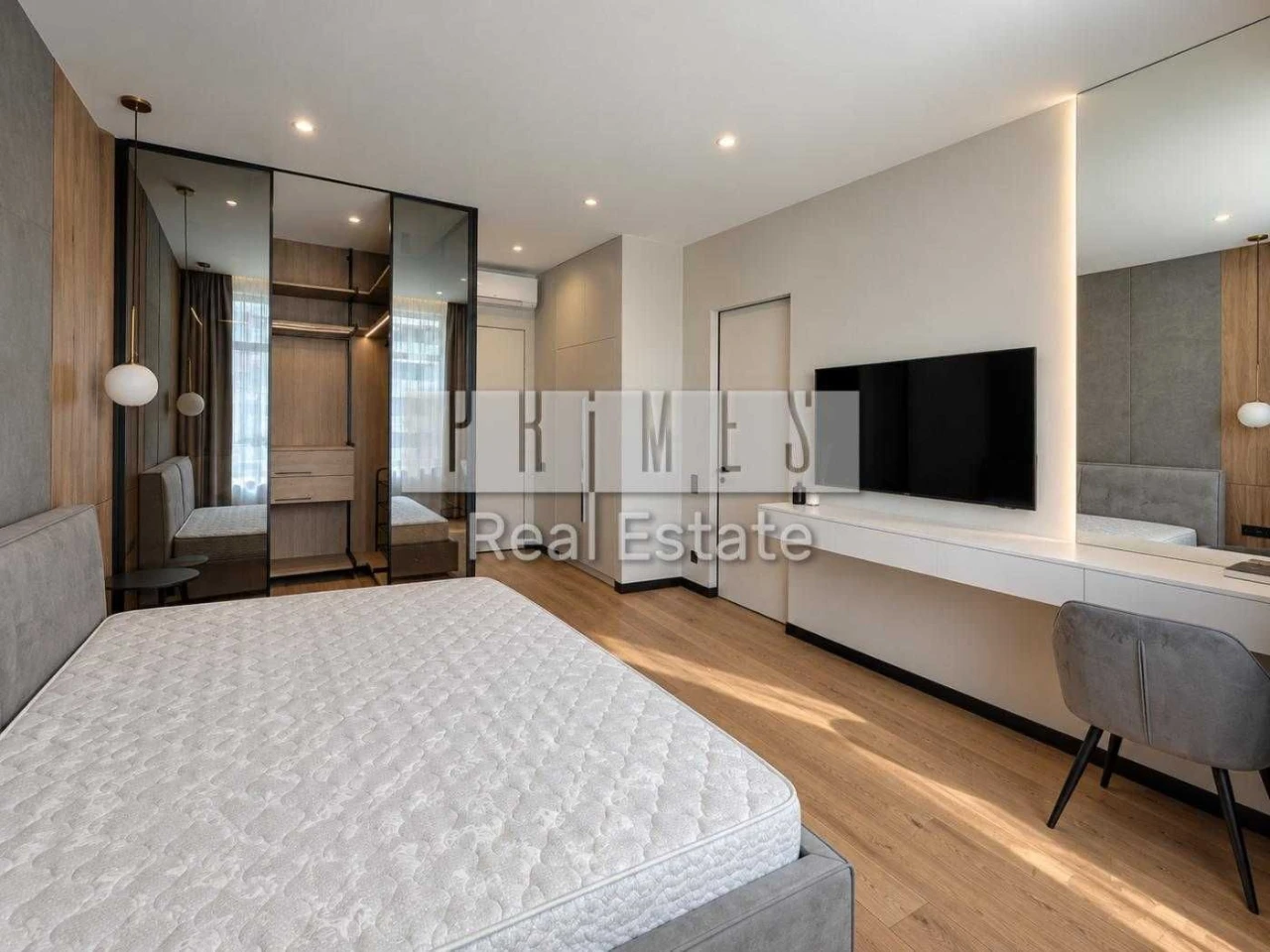 Sale of apartment 84 sq m, renovated, Novopecerski Lipki
