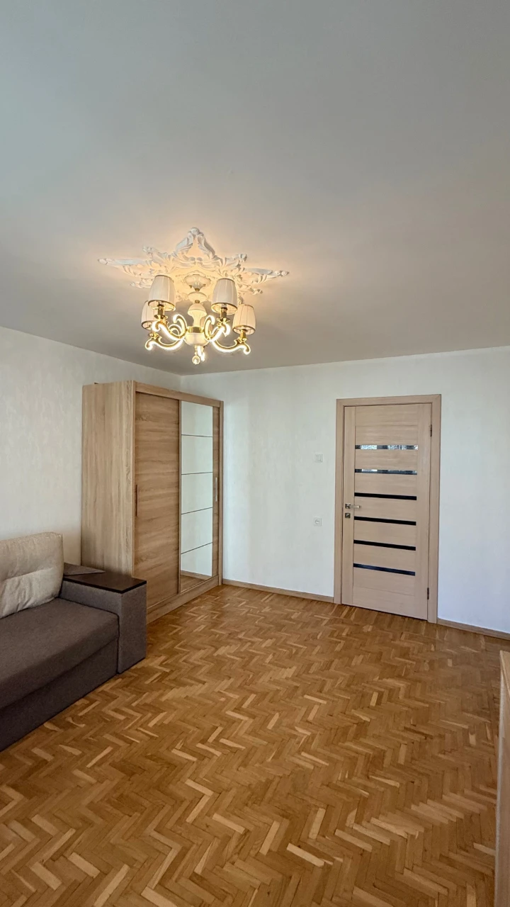 Продам СВОЮ 3х комнатную квартиру Приморский район, Одесса