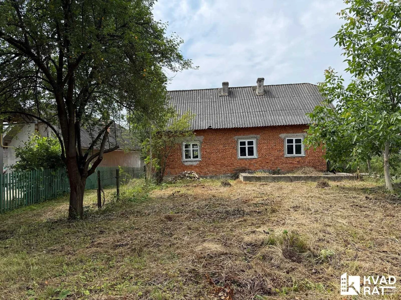 Будинок у передмісті Франківська! 12 сот землі