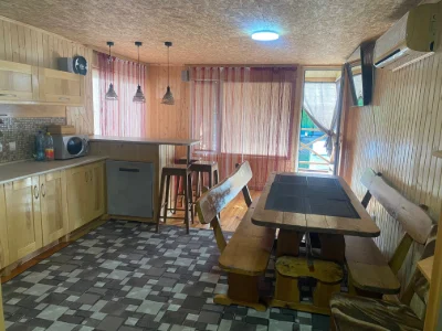 Будинок на причалі 1