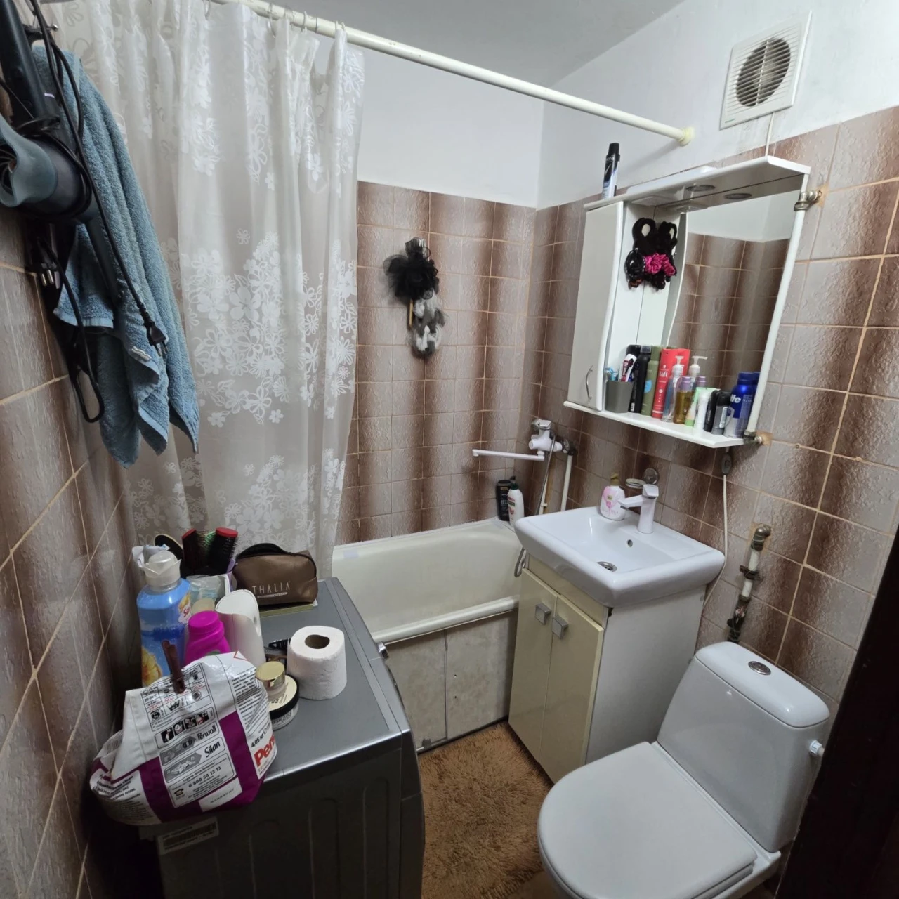 Продаж 2-кімнатної квартири, вул. Центральний, 4/5, 28000$
