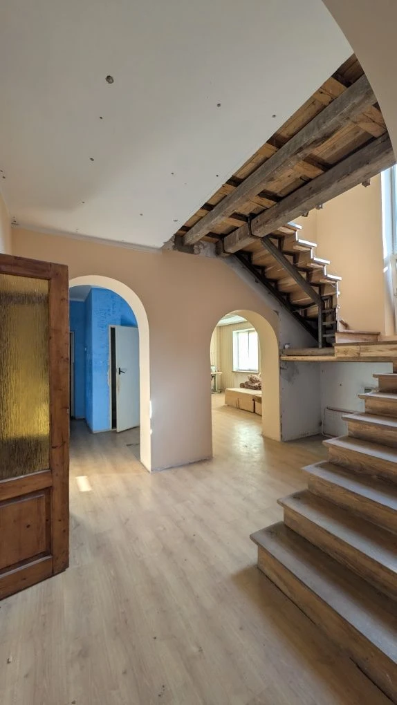 House in Rosh Horiv, Rogiznsky Lane