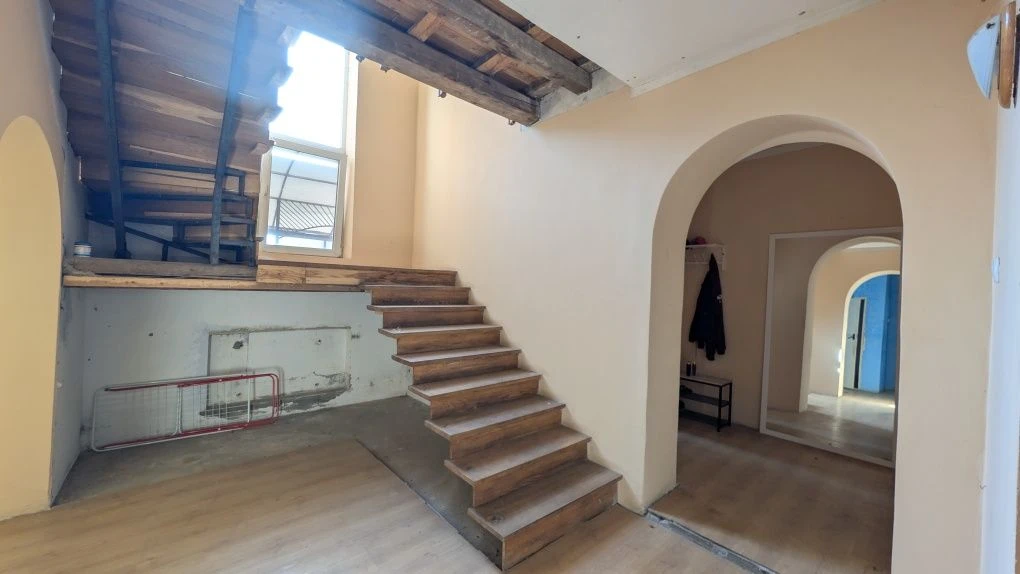 House in Rosh Horiv, Rogiznsky Lane