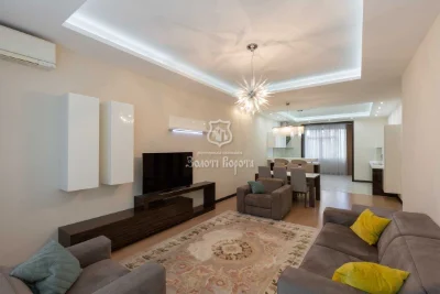 Продаж 3-кімнатній квартири 134,6 м², бульвар Лесі Українки, 7