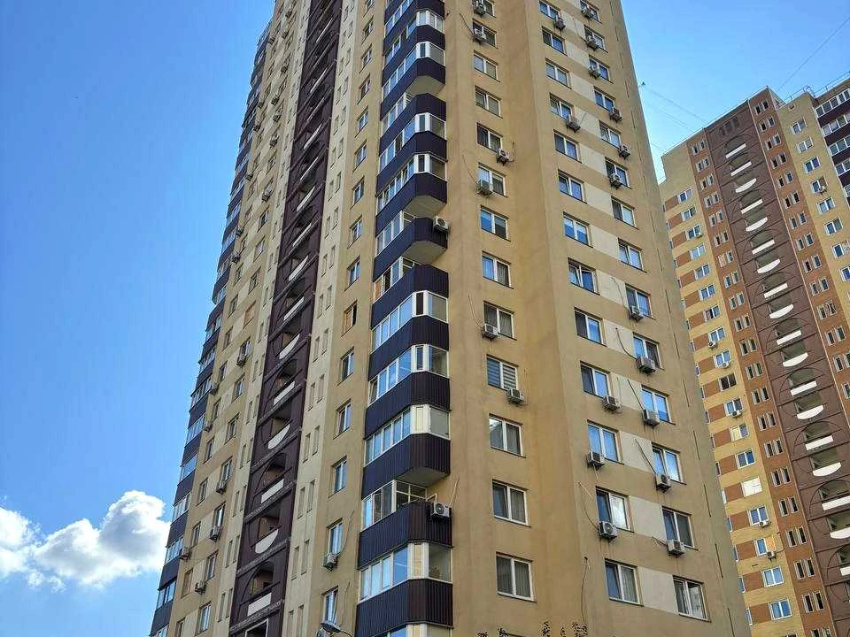 Apartment. Urlivska St., Pozniaky, Kyiv
