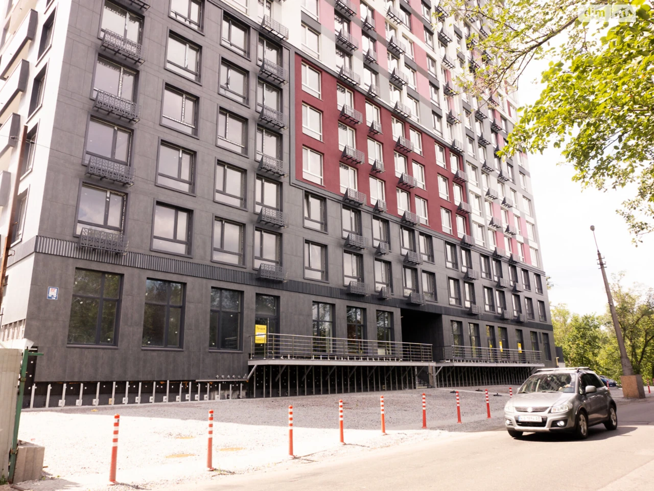 One-Bedroom Apartment for Sale in Poznyak