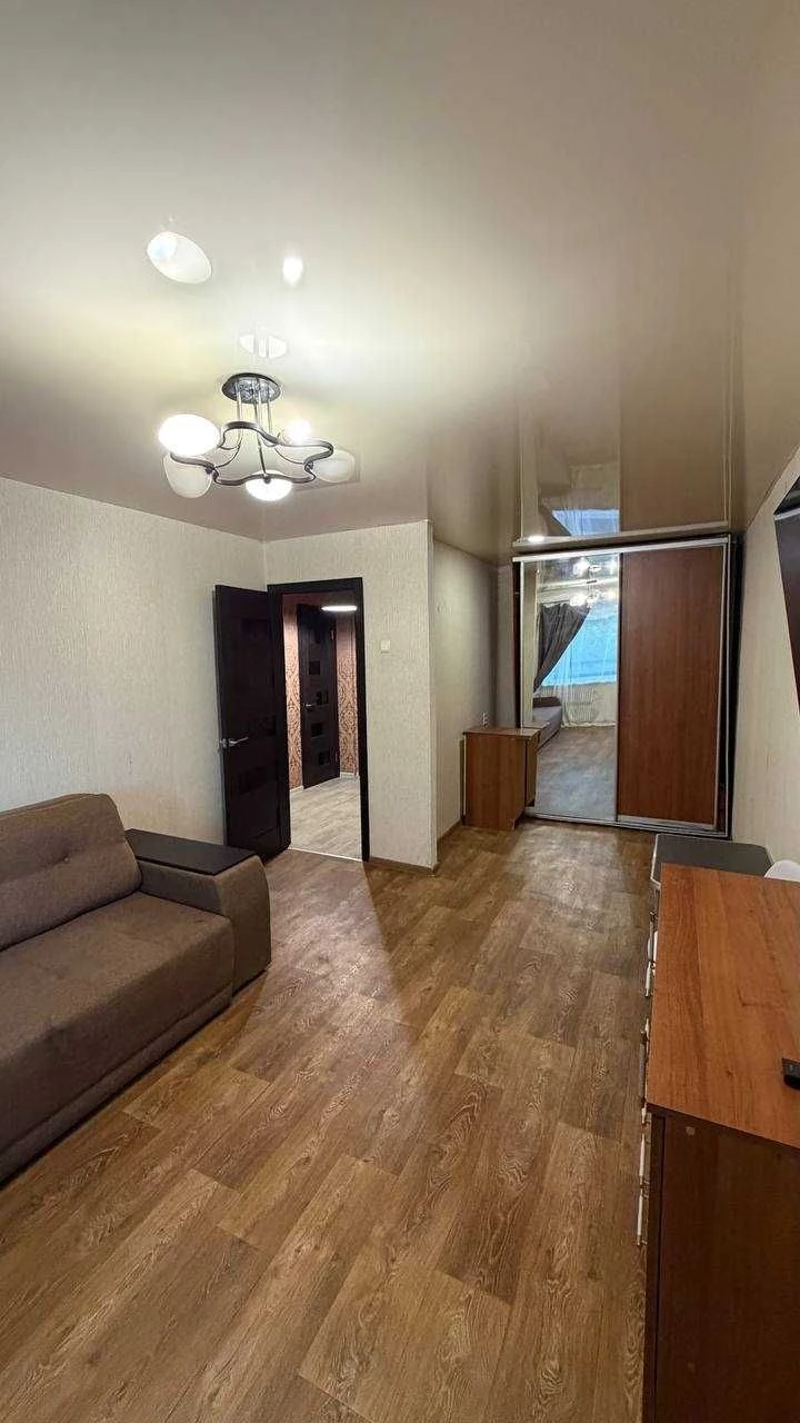 FOR SALE 1-bedroom apartment with good potential on TOPOLI-2 | Convenient