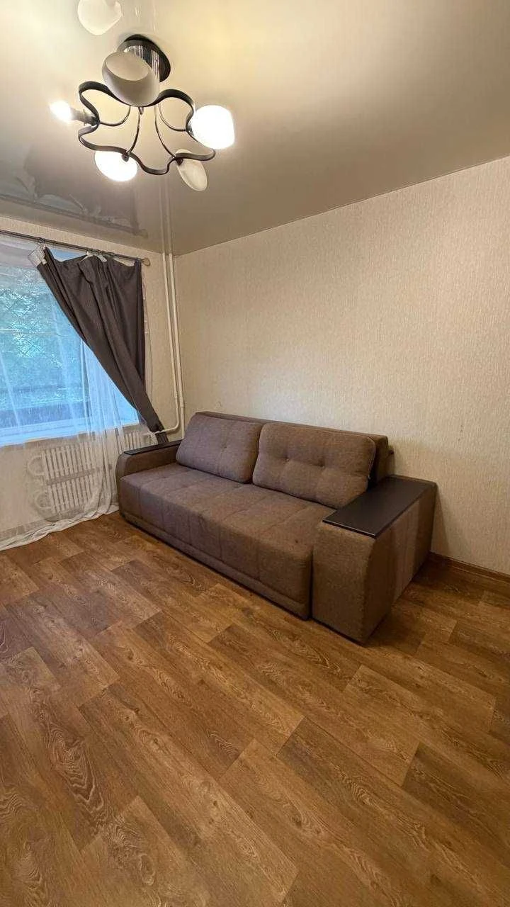FOR SALE 1-bedroom apartment with good potential on TOPOLI-2 | Convenient