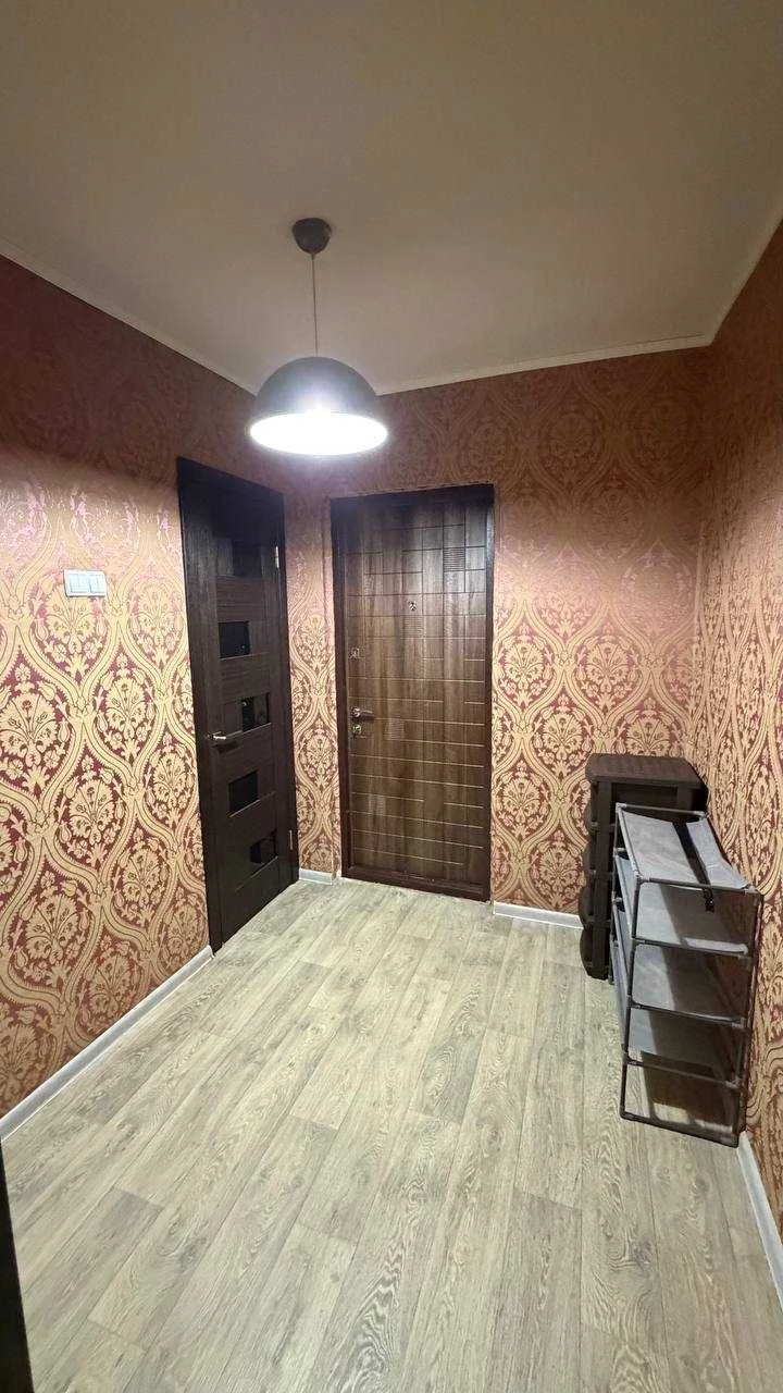 FOR SALE 1-bedroom apartment with good potential on TOPOLI-2 | Convenient