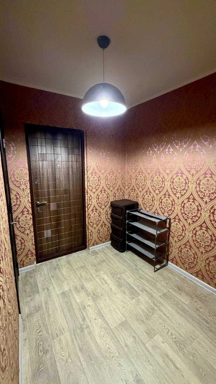 FOR SALE 1-bedroom apartment with good potential on TOPOLI-2 | Convenient