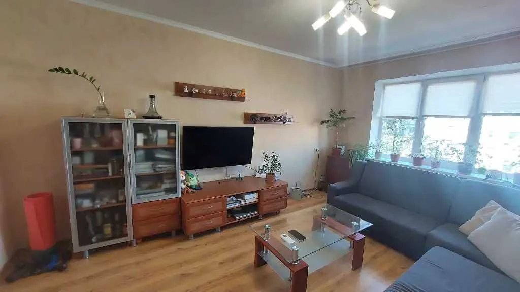 For Sale 3-room apartment in Cheshka Topola-3 Right Bank near Sokol
