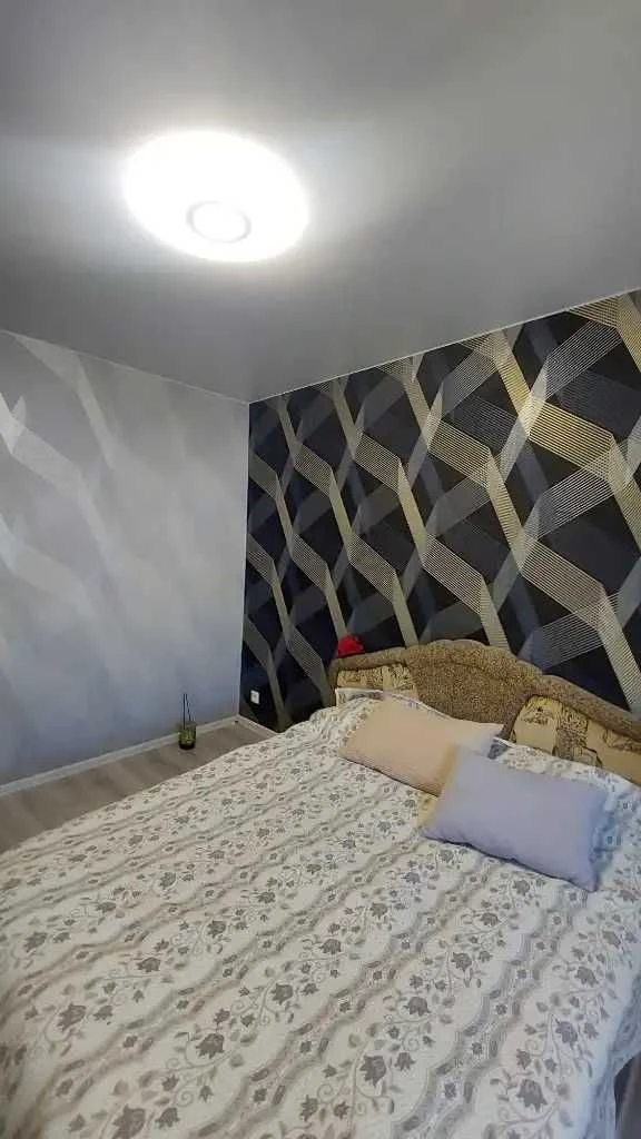 For Sale 3-room apartment in Cheshka Topola-3 Right Bank near Sokol