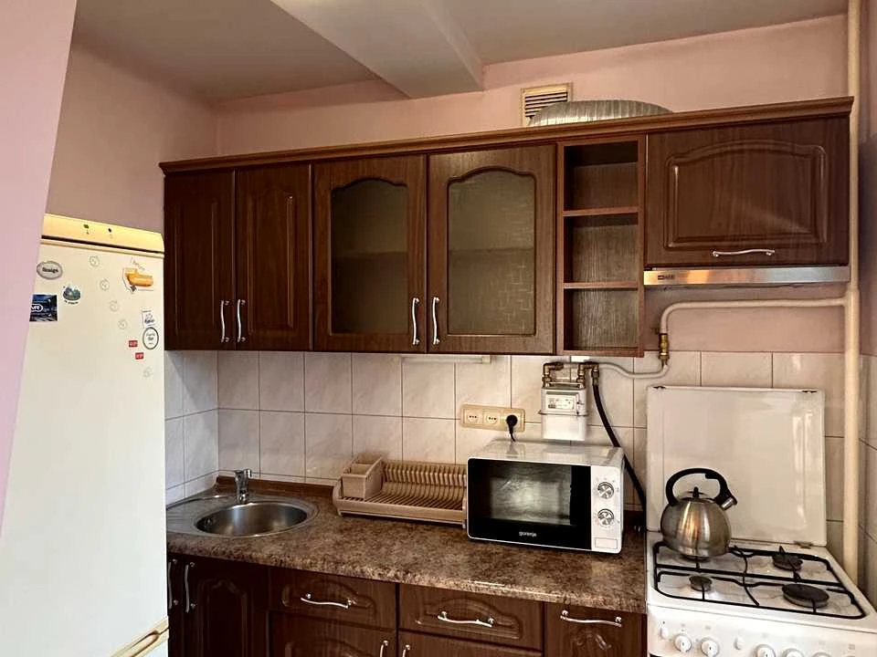 Apartment. Degtiarivska st.