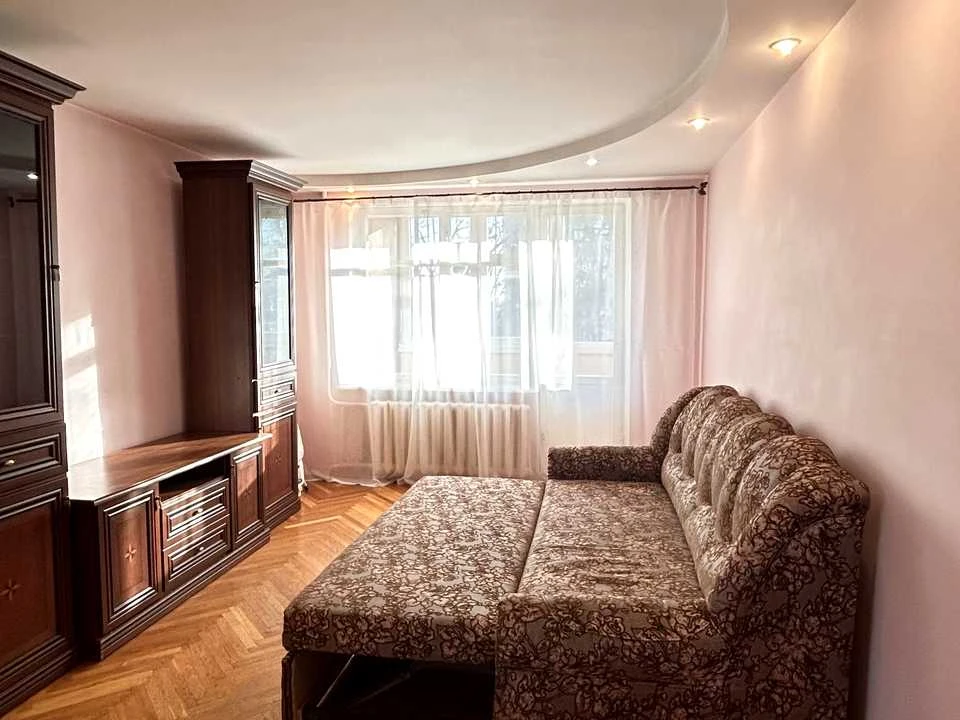 Apartment. Degtiarivska st.