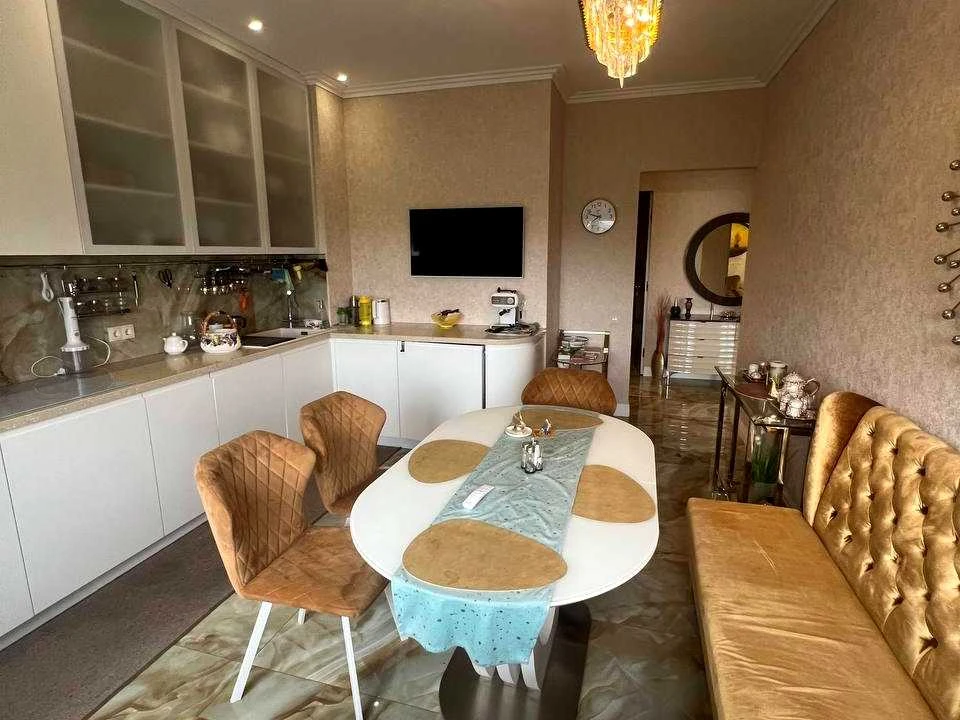 Apartment. Akademika Lebedeva str.