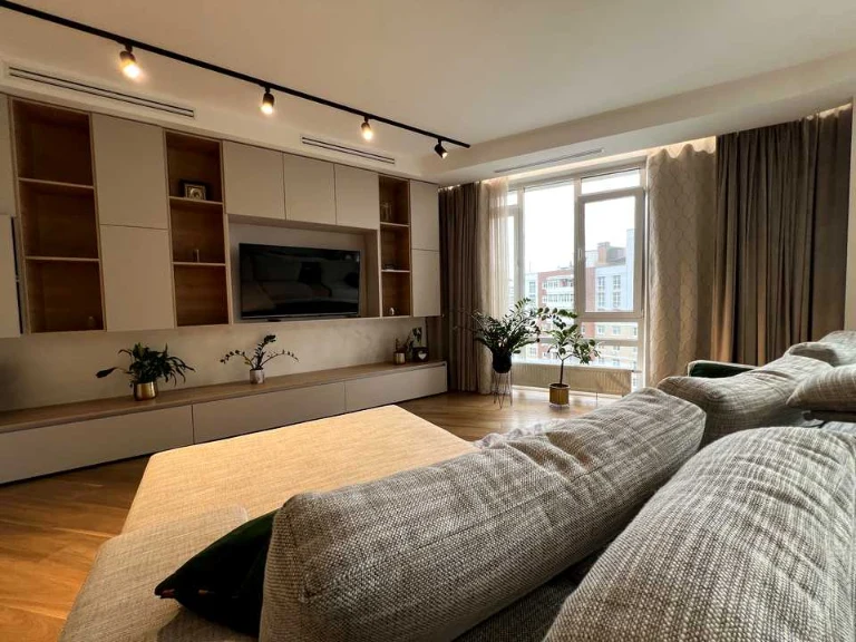 Apartment. Saperne Pole, вул.