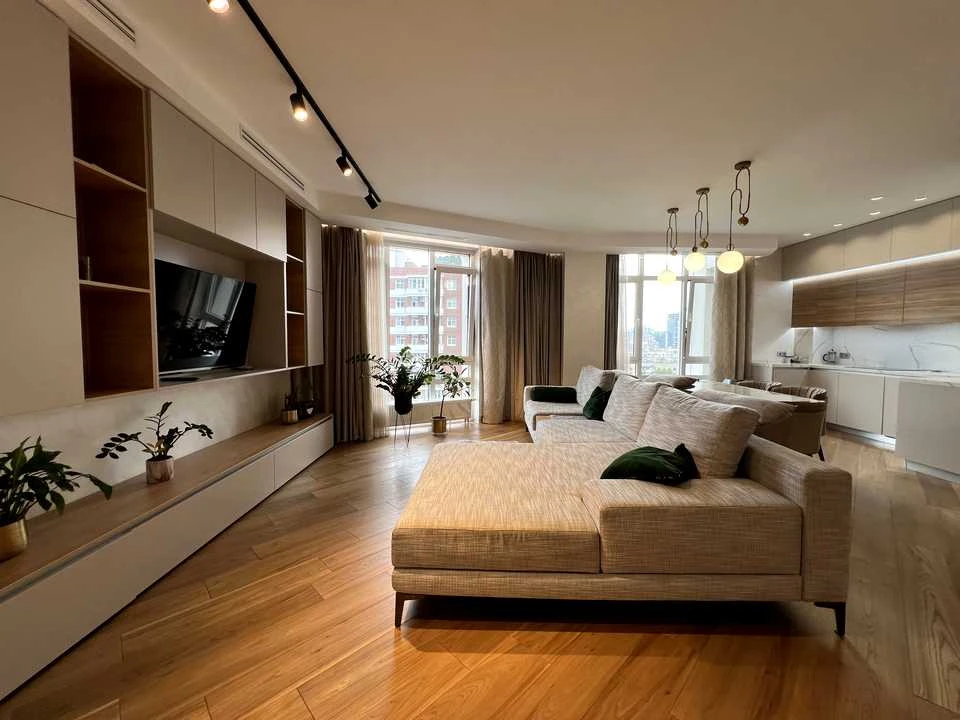 Apartment. Saperne Pole, вул.