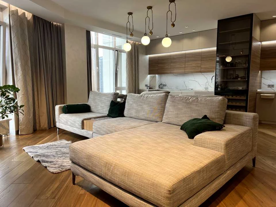 Apartment. Saperne Pole, вул.