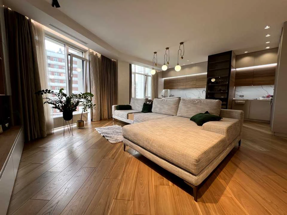 Apartment. Saperne Pole, вул.