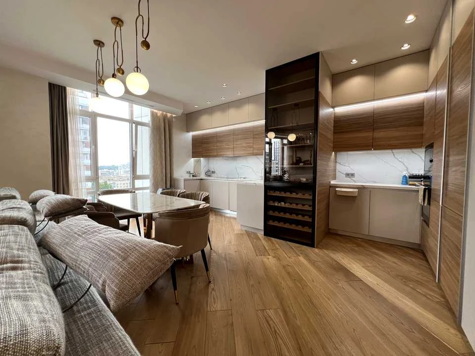 Apartment. Saperne Pole, вул.