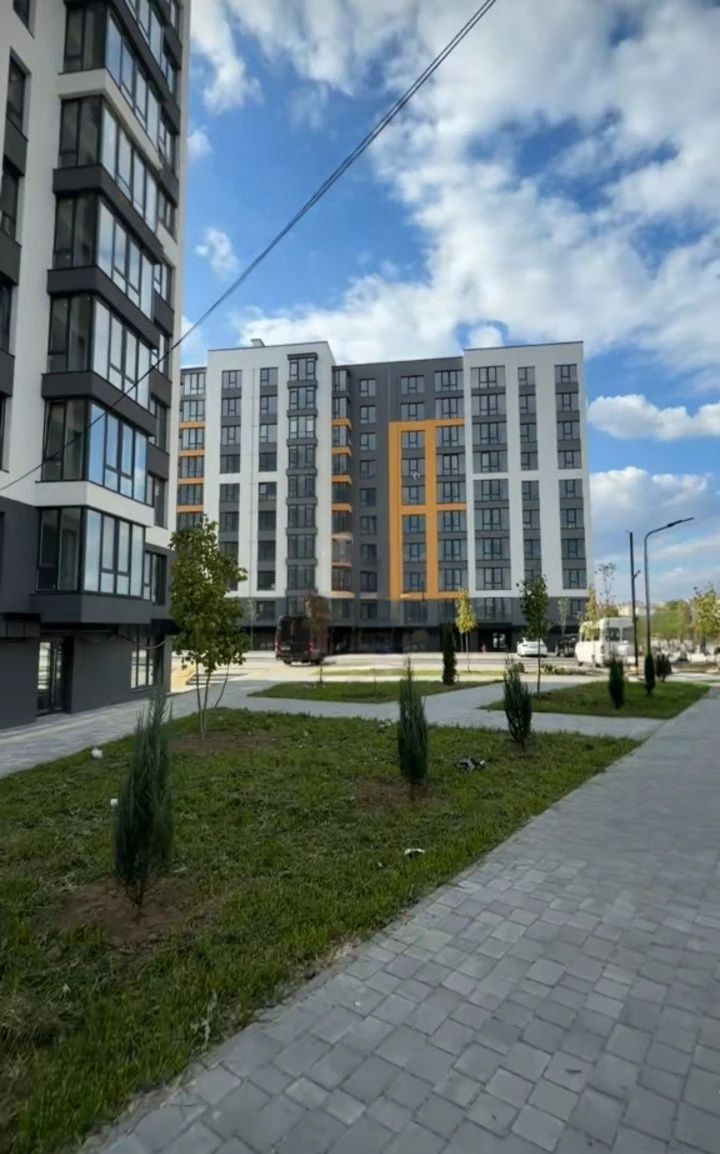 Продаю 3- кім. квартиру з Газовим опаленням, р-н Каскад