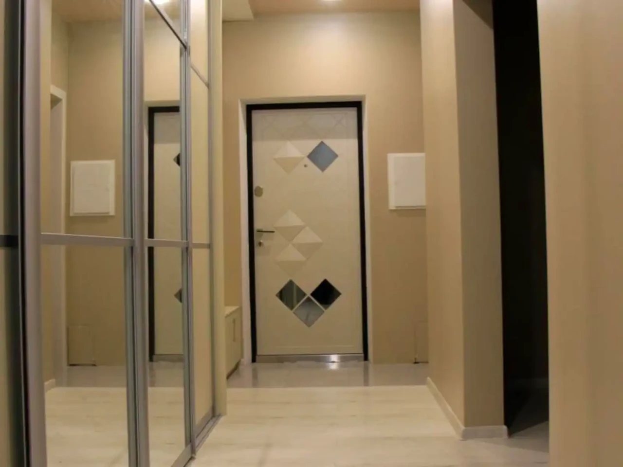 Rent 3-room apartment 92 m² on the 8th floor