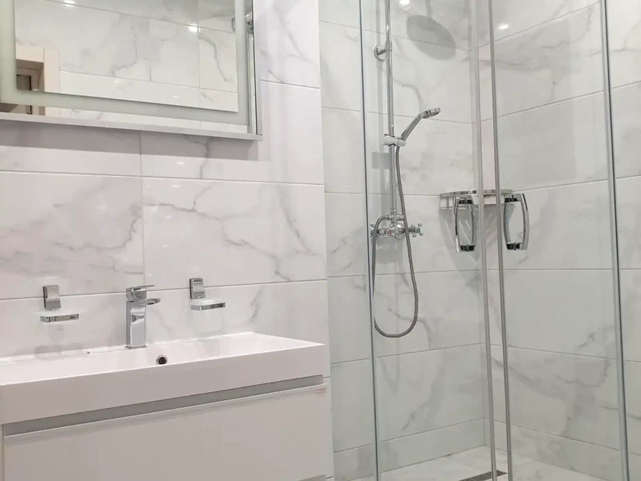 Rent 3-room apartment 92 m² on the 8th floor