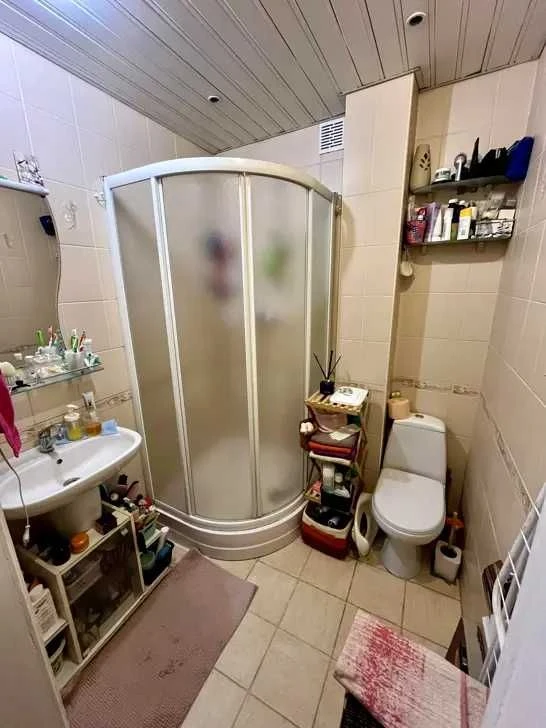 Sale of a 2-room apartment on Chupinki Street