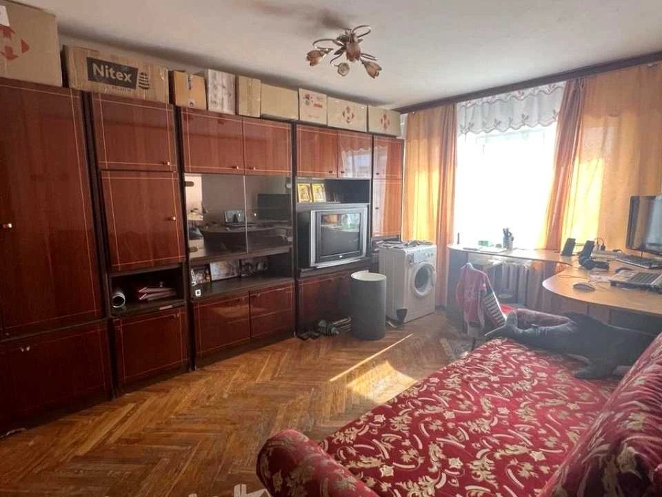 Квартира. Київ, Воскресенський просп.