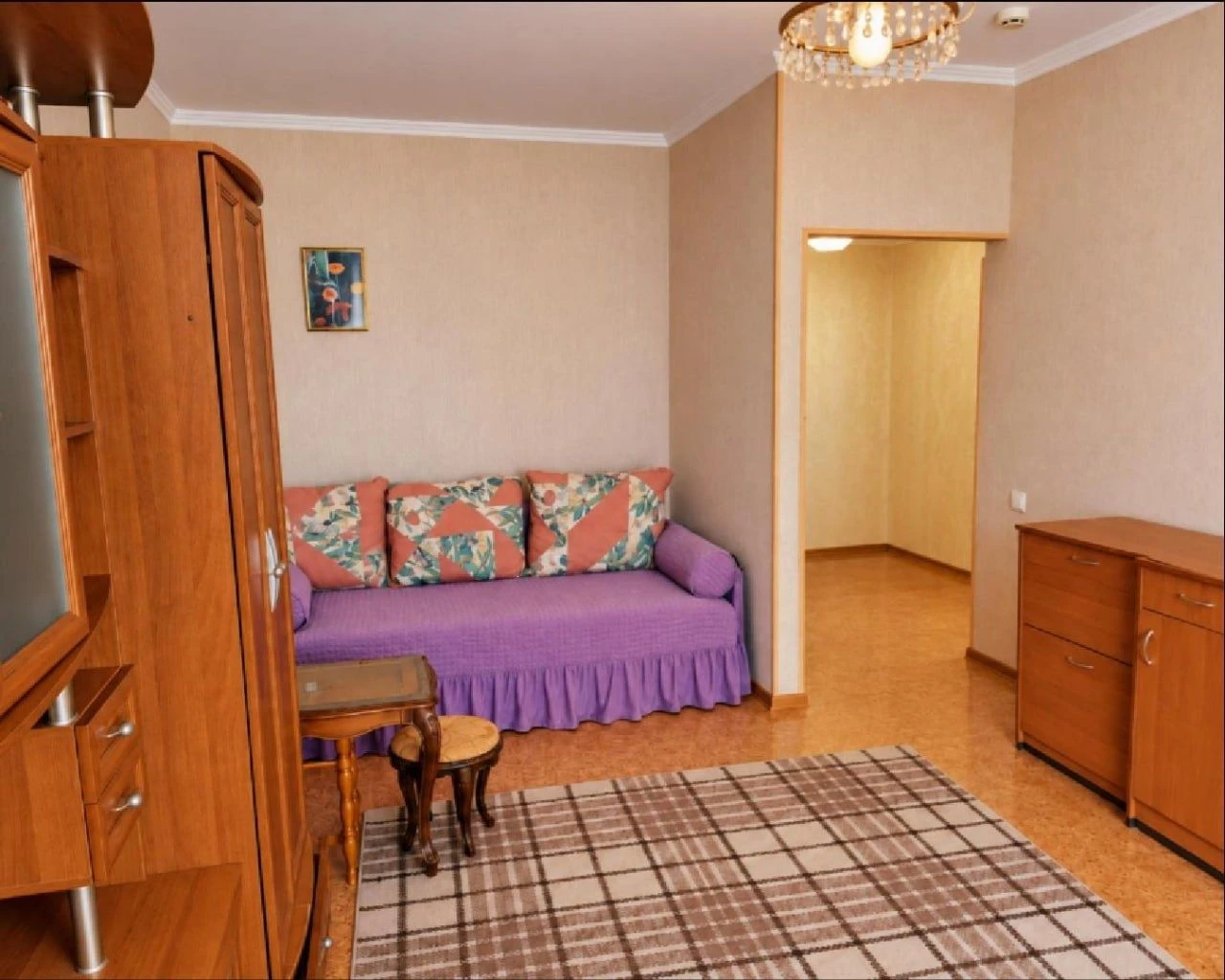Без, 1 к. вул. Чавдар, Осокорки, 43 м²