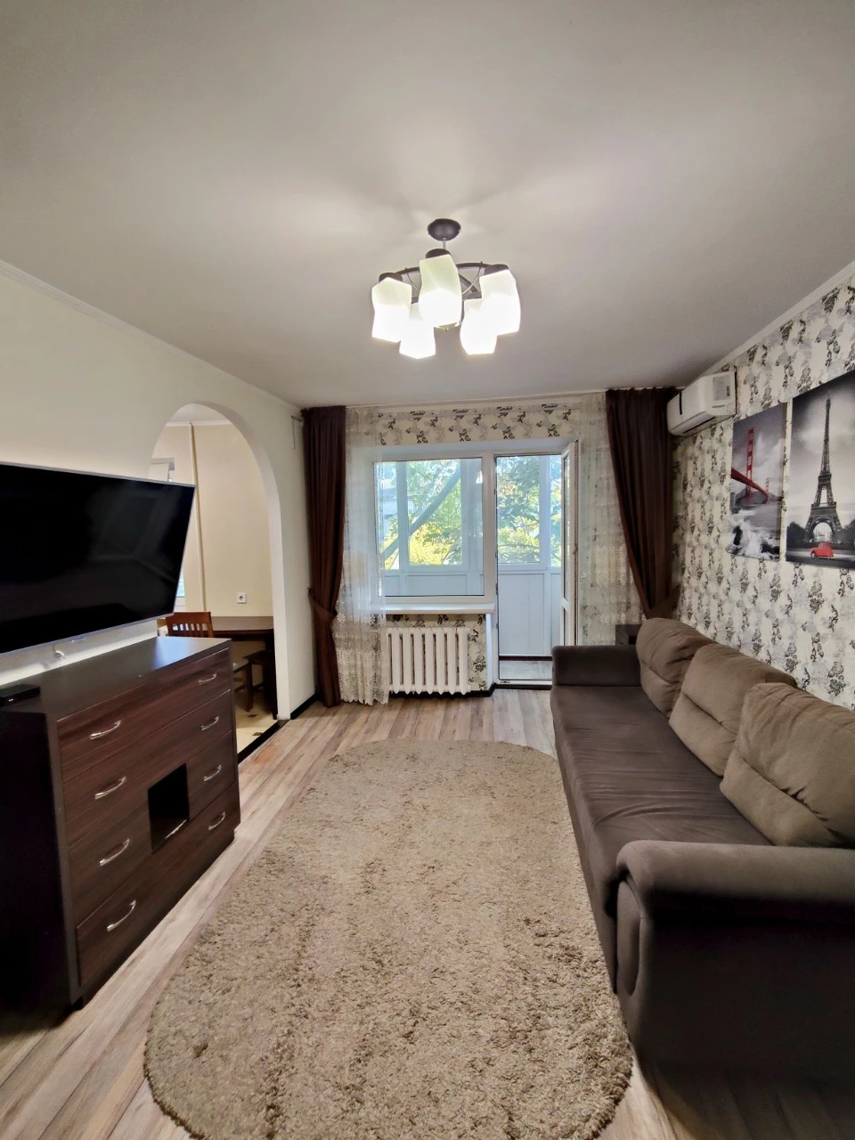 2-room apartment for sale with furniture and appliances