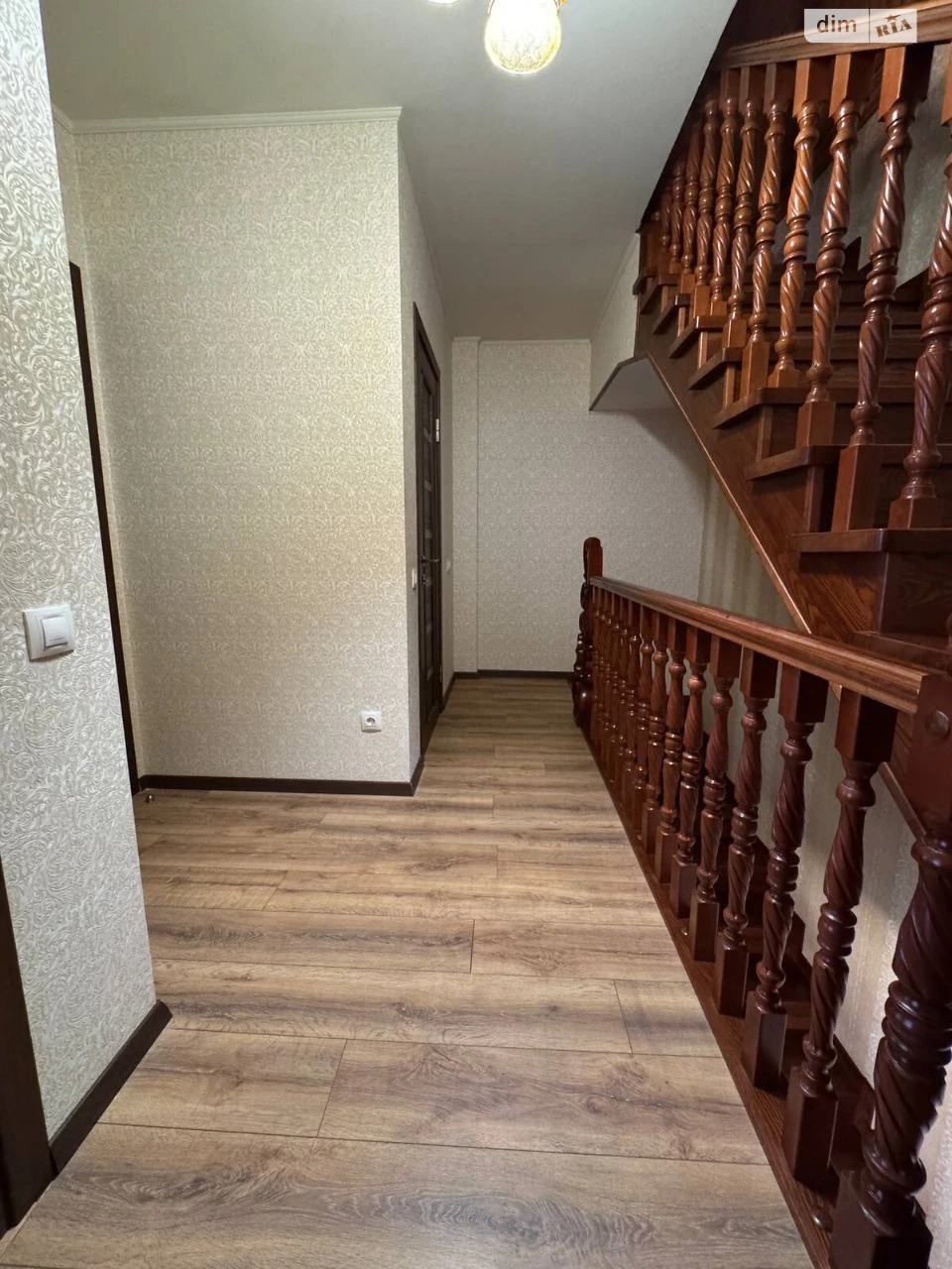 Продаж Таунхаус Озерна