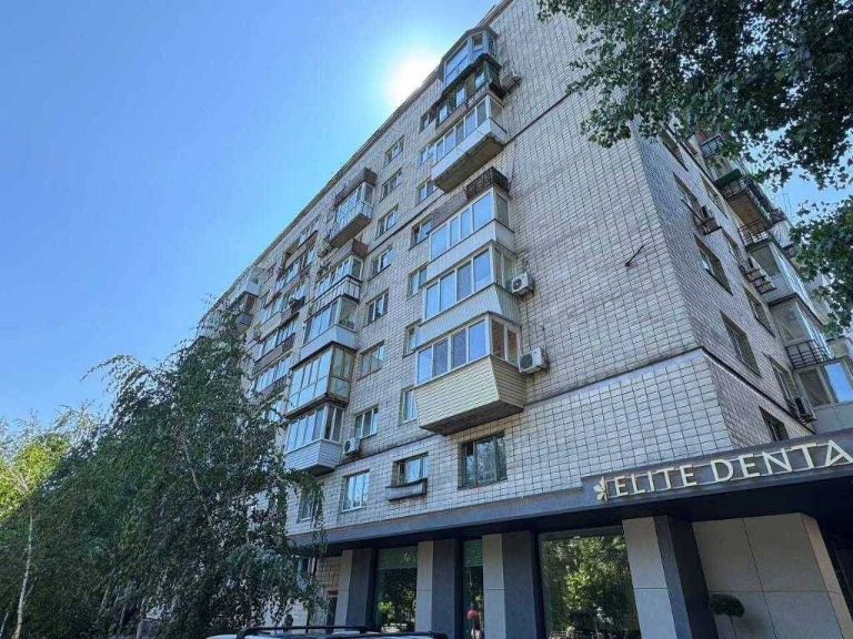 For Rent Long-Term 2-Room Apartment Kyiv, Pechersk, Lavrska