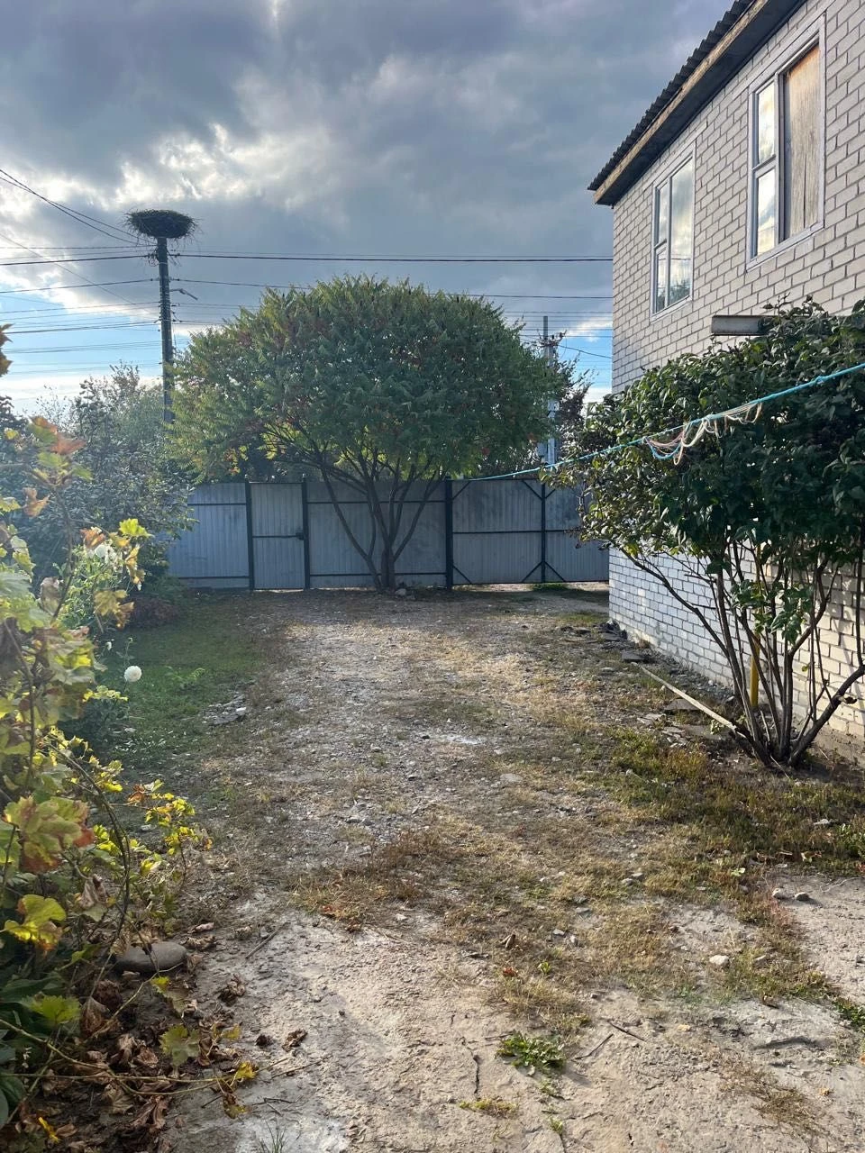 For Sale: House in Desniansky District