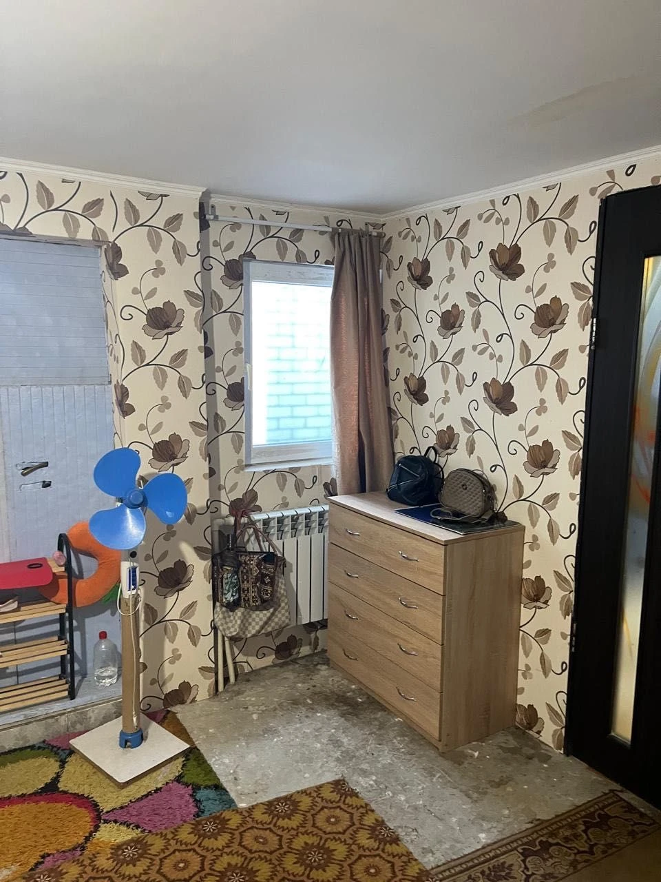 For Sale: House in Desniansky District