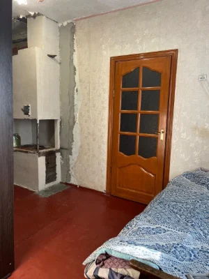 For Sale: House in Desniansky District